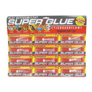 Czy super glue to dobry sposób na przyklejanie paznokci? Sprawdź!