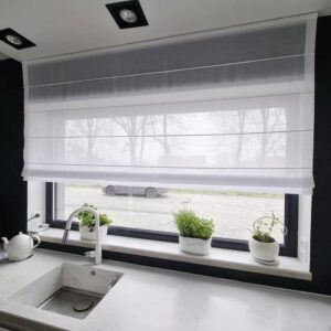 Praktyczny przewodnik: Szyjemy rzymską roletę krok po kroku