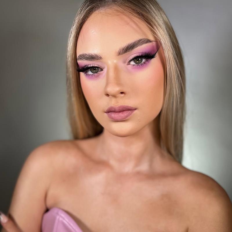 Techniki aplikacji makijażu