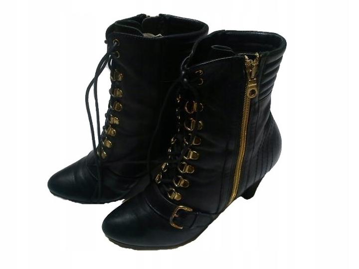 Dokładny pomiar stopy przy wkładkach