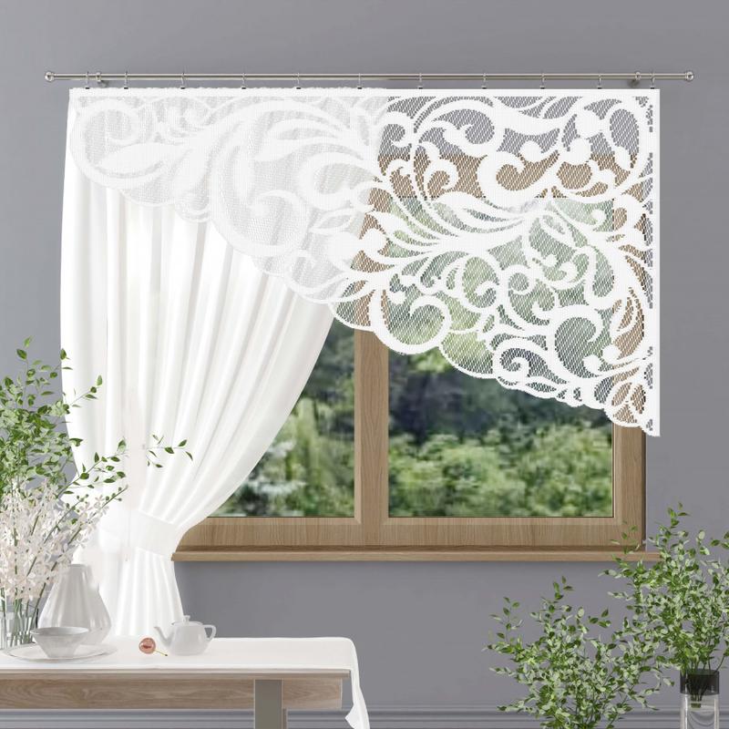 Szycie panelu z firanki