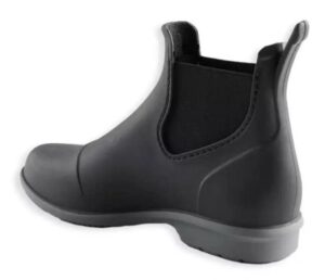 Idealne buty dla kierowcy zawodowego – co wybrać, aby zapewnić sobie komfort i bezpieczeństwo?