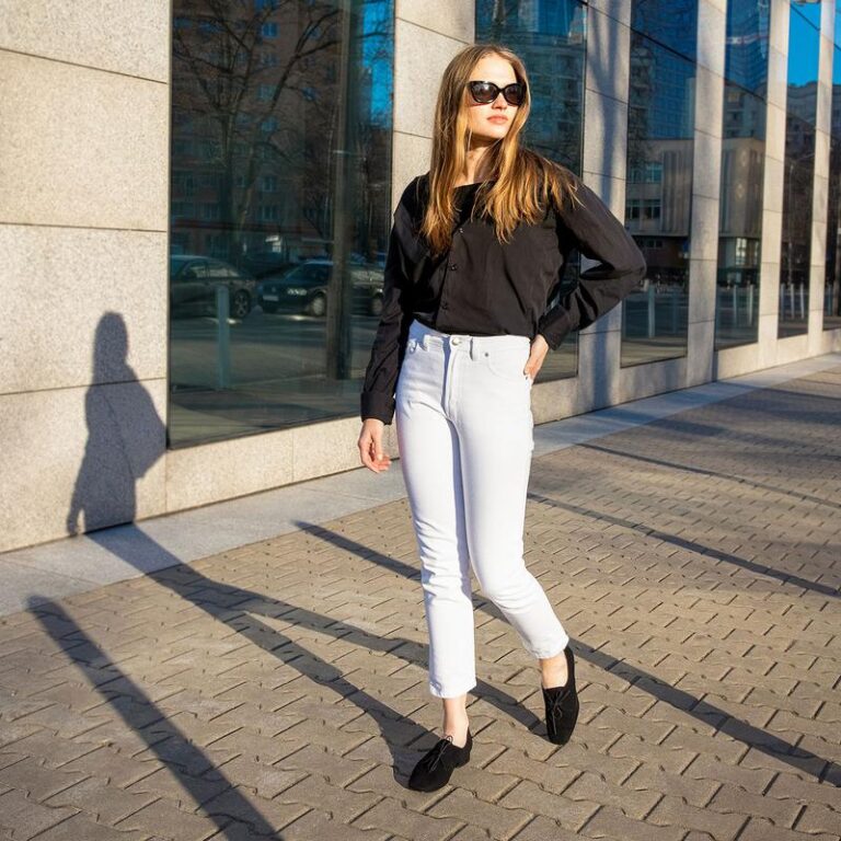 Idealne buty do jeansów dla mężczyzn – jak wybrać te najlepsze?