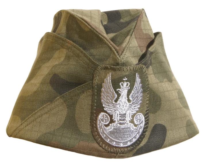 Stylizacje i dopasowanie furażerki