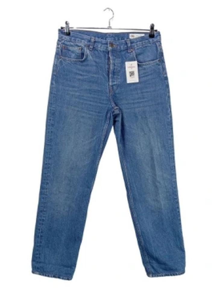 Rozmiar 38 – jakie jeansy będą idealne dla Ciebie?